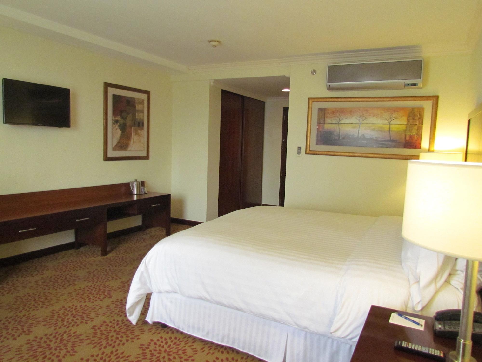 Hotel Biltmore Città del Guatemala Esterno foto